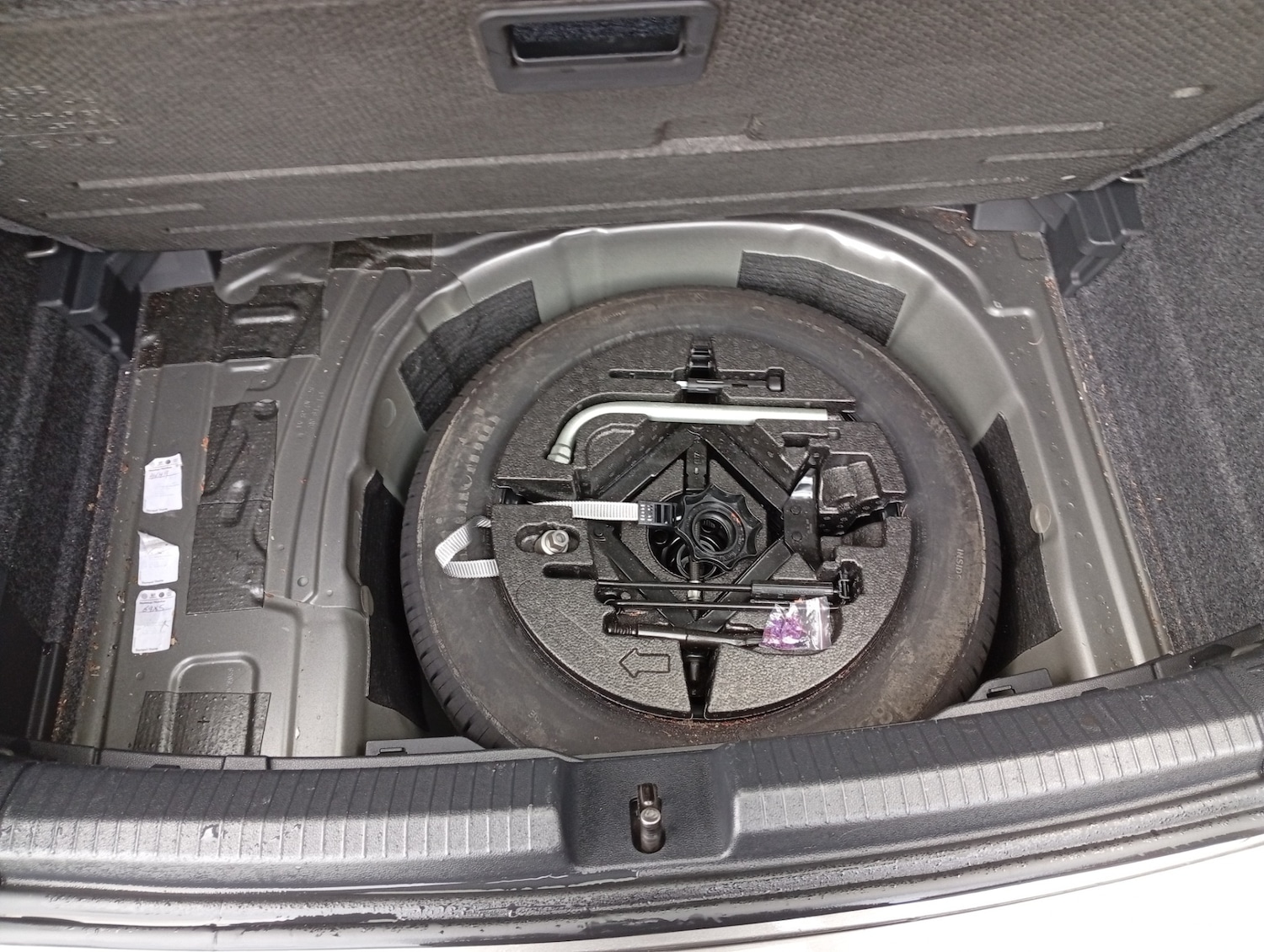 Used Volkswagen Polo 2018 for sale - 76799587: Photo 15