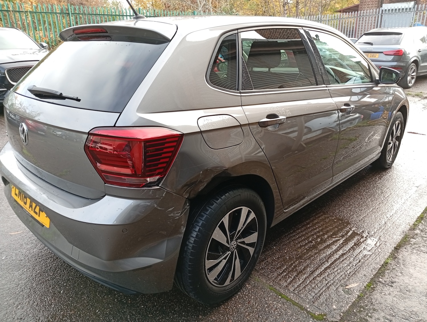 Used Volkswagen Polo 2018 for sale - 76799587: Photo 3