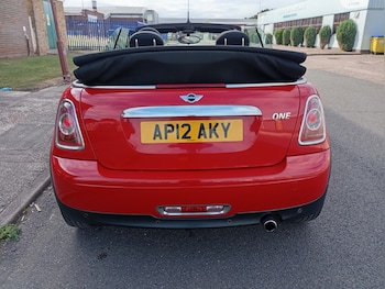 Used MINI Convertible 2012 for sale - 79073967: Photo