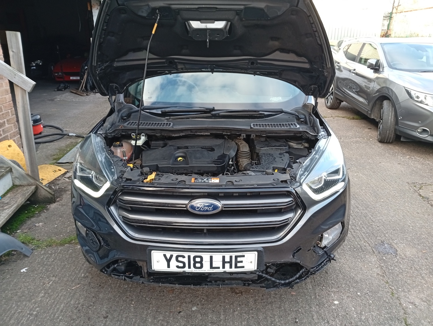 Used Ford Kuga 2018 for sale - 77049351: Photo 3