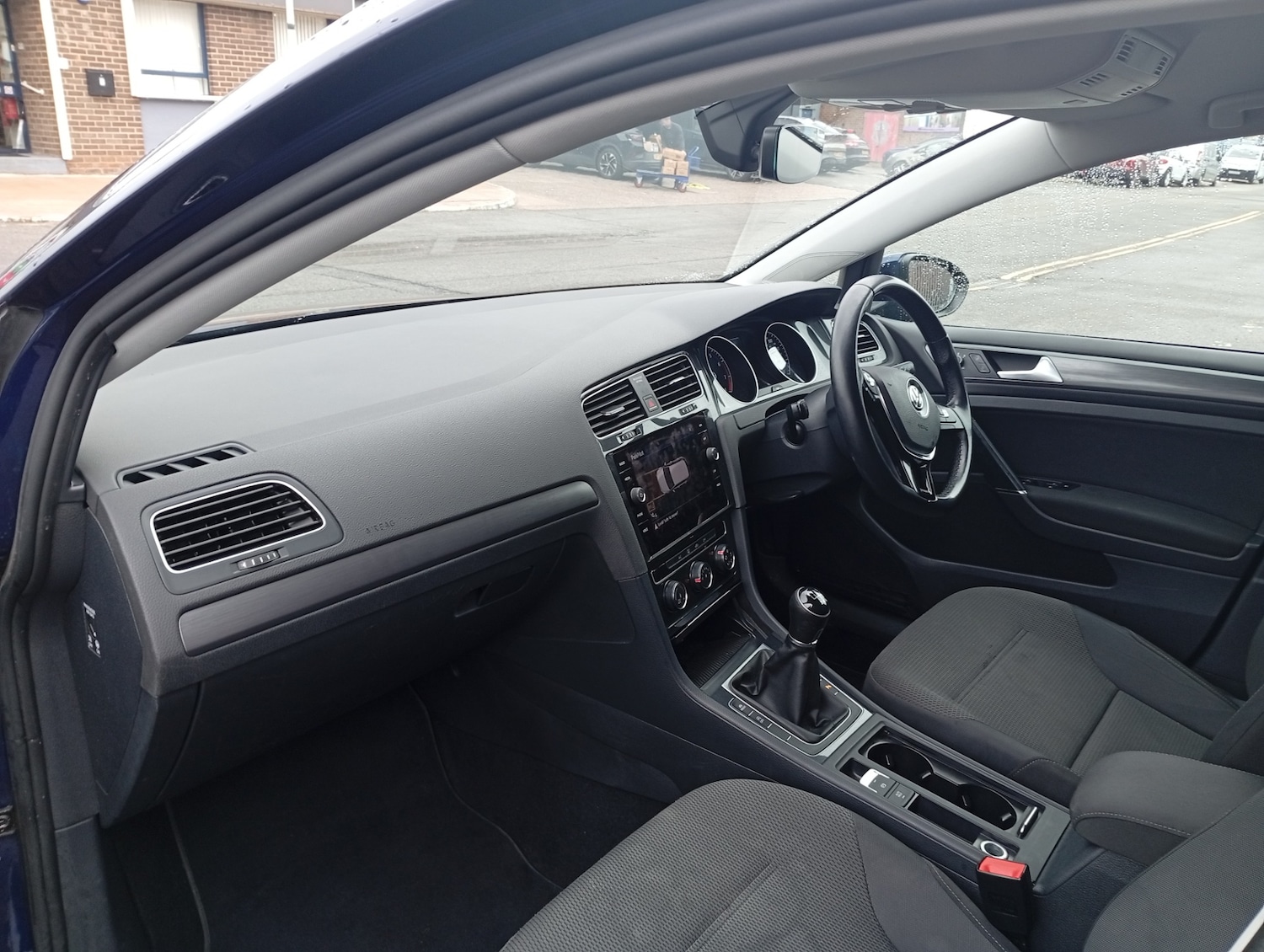 Used Volkswagen Golf 2018 for sale - 77403906: Photo 19