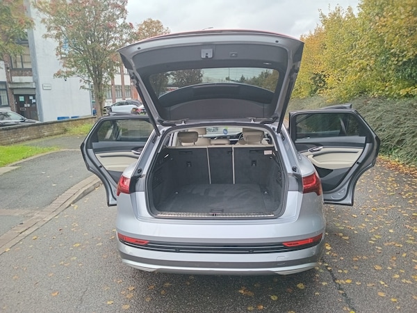 Used Audi e-tron 2022 for sale - 74399582: Photo 16