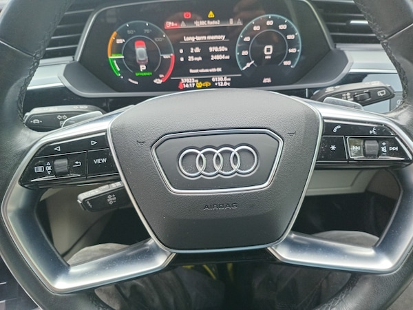 Used Audi e-tron 2022 for sale - 74399582: Photo 24