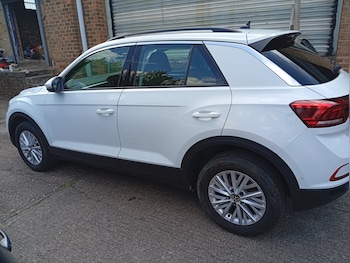 Used Volkswagen T-Roc 2024 for sale - 79355673: Photo