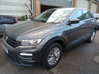 Used Volkswagen T-Roc 2021 for sale - 78750842: Photo