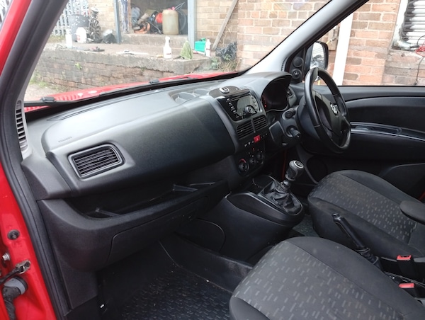 Used Vauxhall Combo 2017 for sale - 76120472: Photo 12