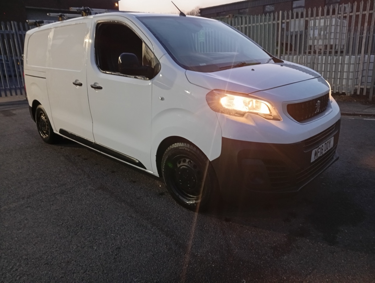 Used Peugeot Expert 2018 for sale - 77750091: Photo 9