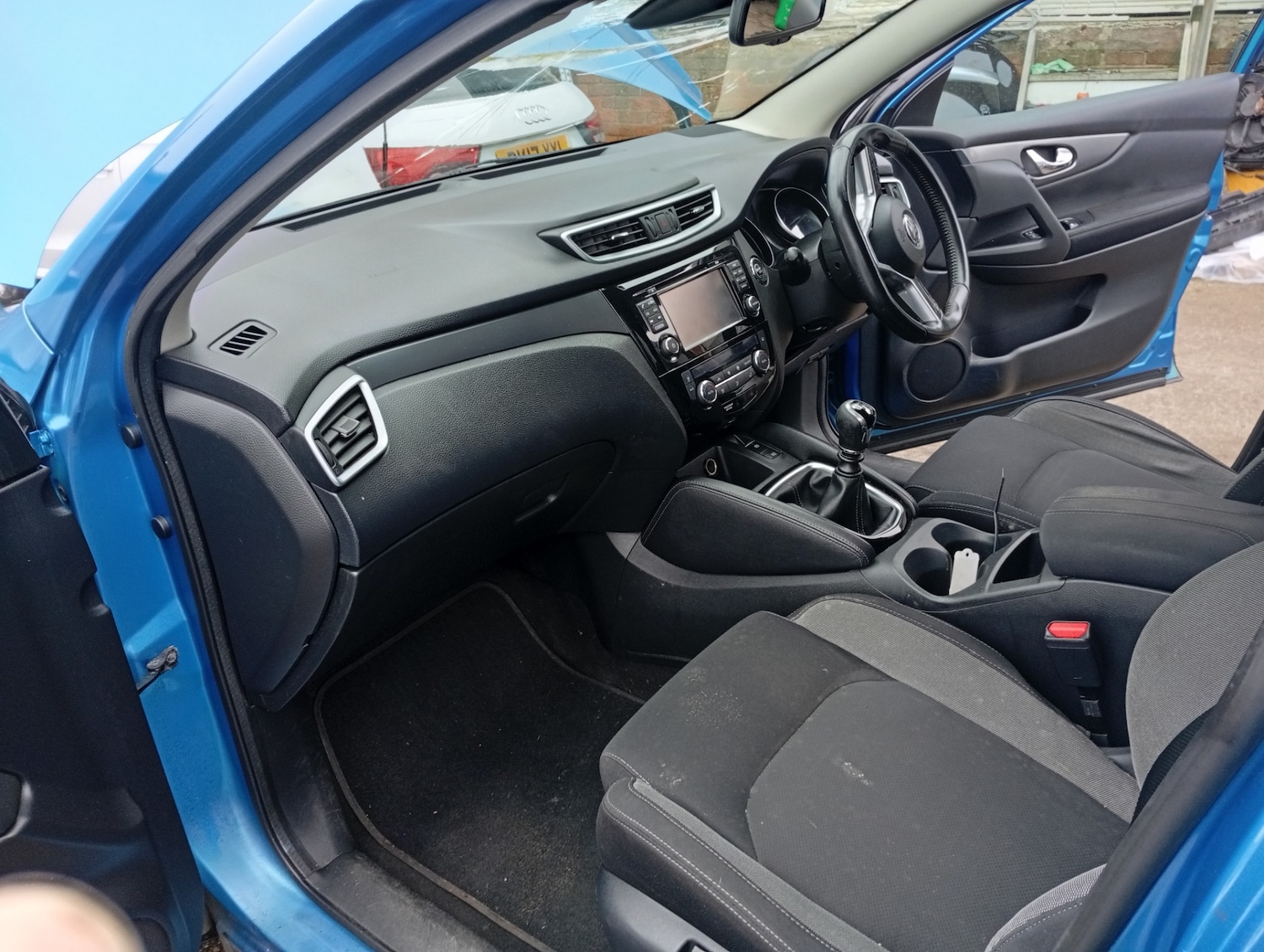 Used Nissan Qashqai 2018 for sale - 77797739: Photo 14