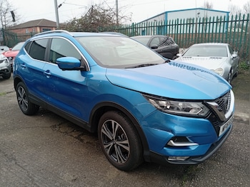 Used Nissan Qashqai 2018 for sale - 77797739: Photo