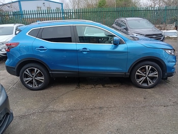 Used Nissan Qashqai 2018 for sale - 77797739: Photo