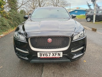 Used Jaguar F-Pace 2017 for sale - 79295616: Photo
