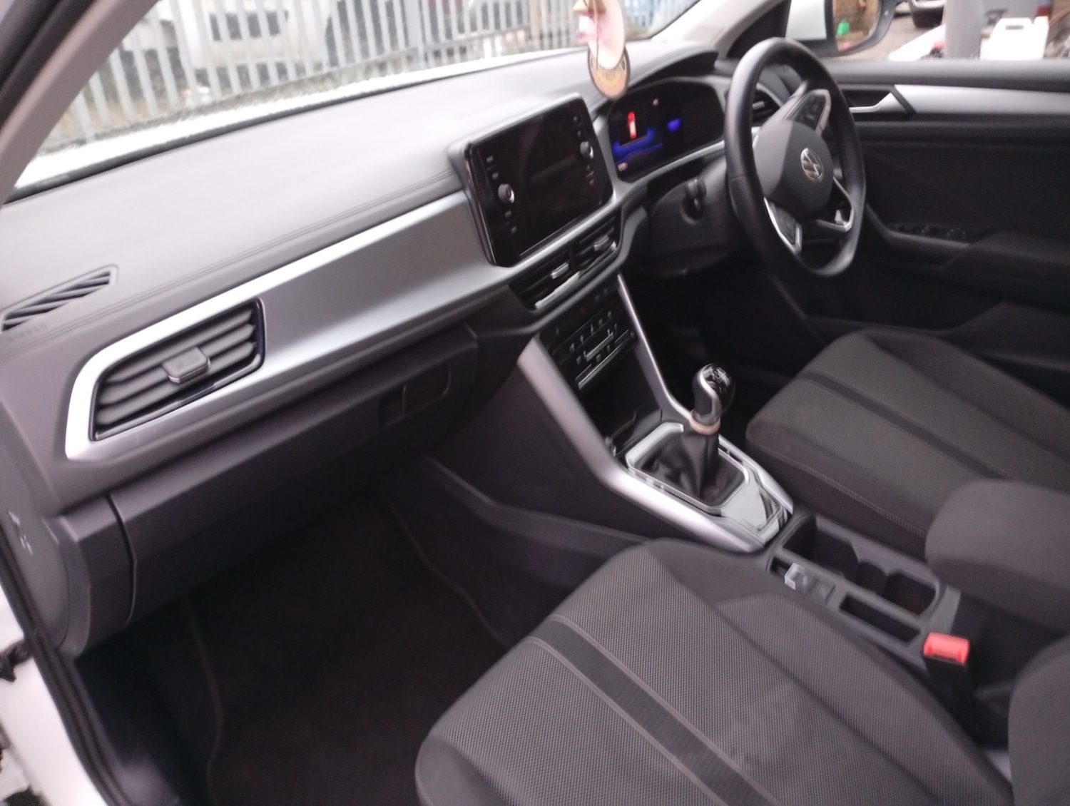 Used Volkswagen T-Roc 2024 for sale - 77063449: Photo 14