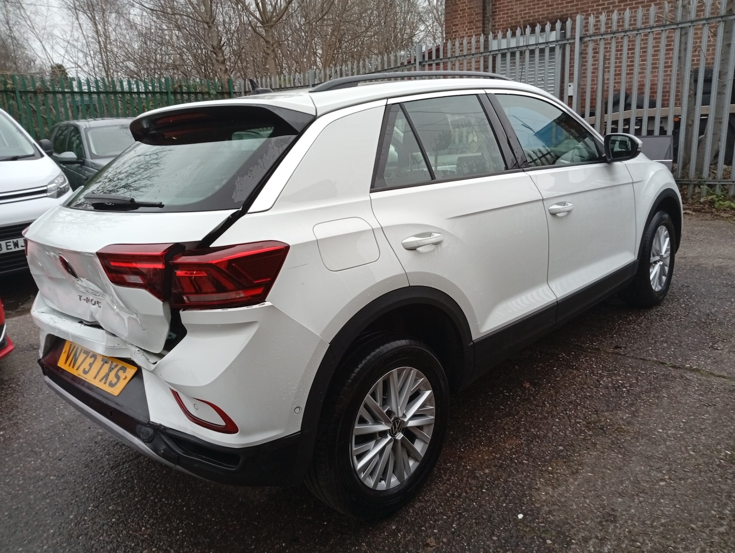 Used Volkswagen T-Roc 2024 for sale - 77063449: Photo 5