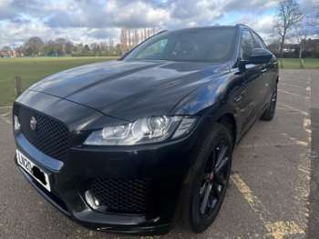 Used Jaguar F-Pace 2020 for sale - 74869132: Photo