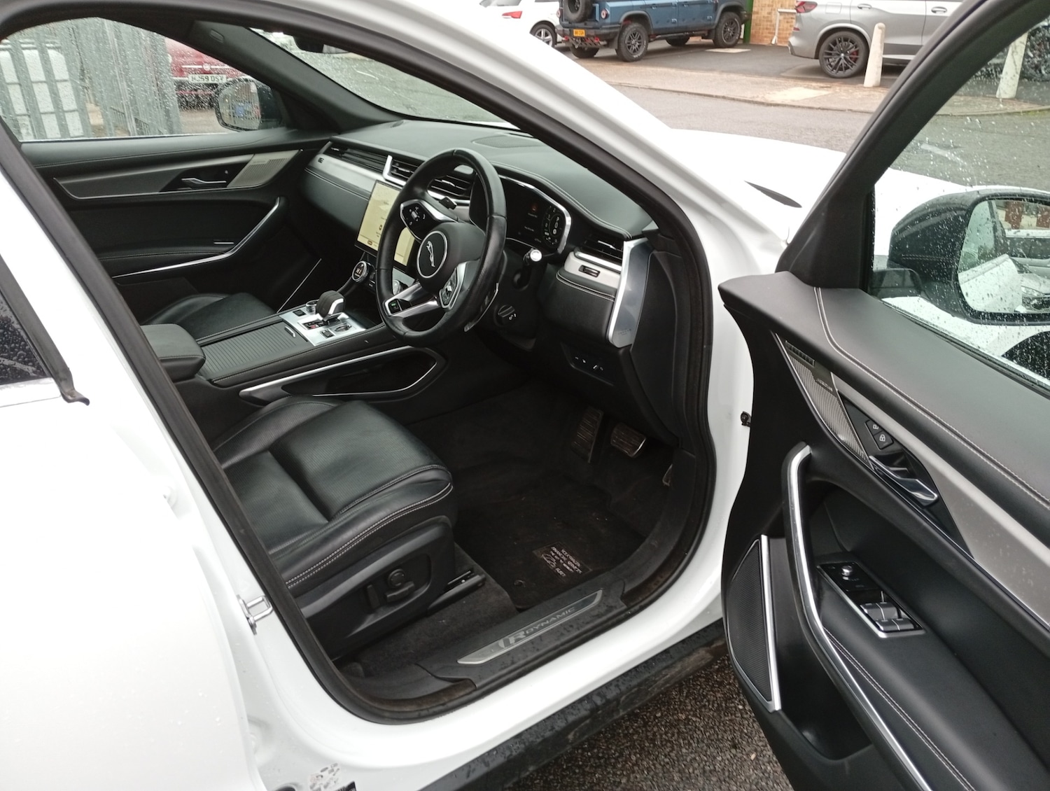 Used Jaguar F-Pace 2023 for sale - 76466094: Photo 19