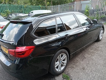 Used BMW 3 Series 2017 for sale - 75594019: Photo