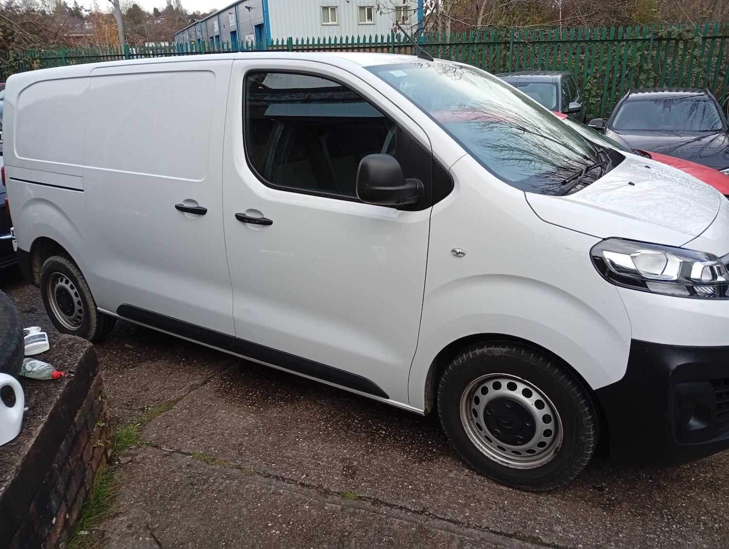 Used Citroen Dispatch 2023 for sale - 76835003: Photo 2