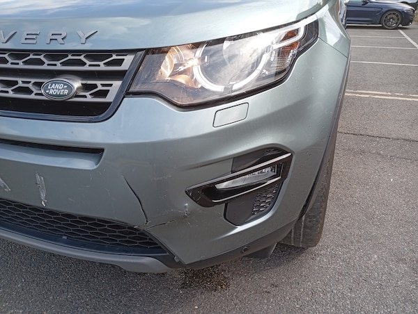 Used Land Rover Discovery Sport 2016 for sale - 75680328: Photo 11