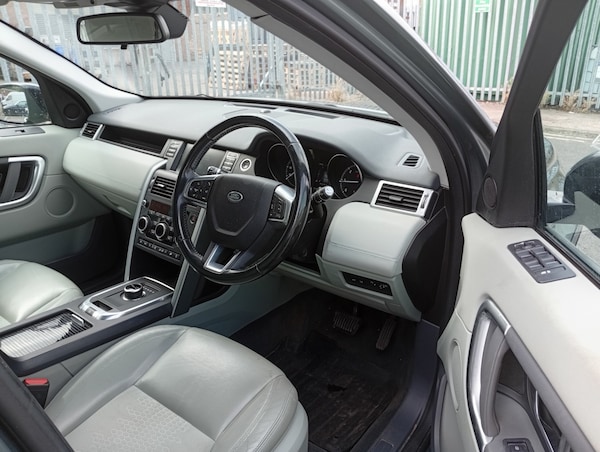 Used Land Rover Discovery Sport 2016 for sale - 75680328: Photo 19