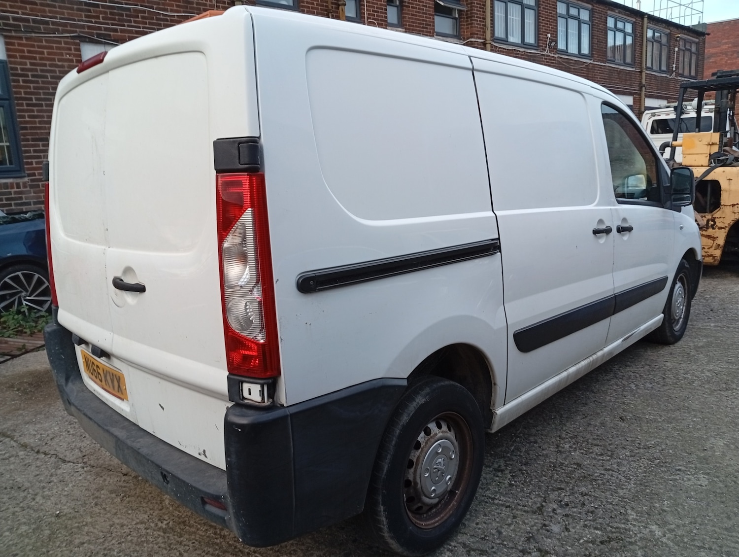 Used Peugeot Expert 2016 for sale - 76388022: Photo 2