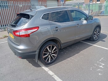 Used Nissan Qashqai 2016 for sale - 79532103: Photo