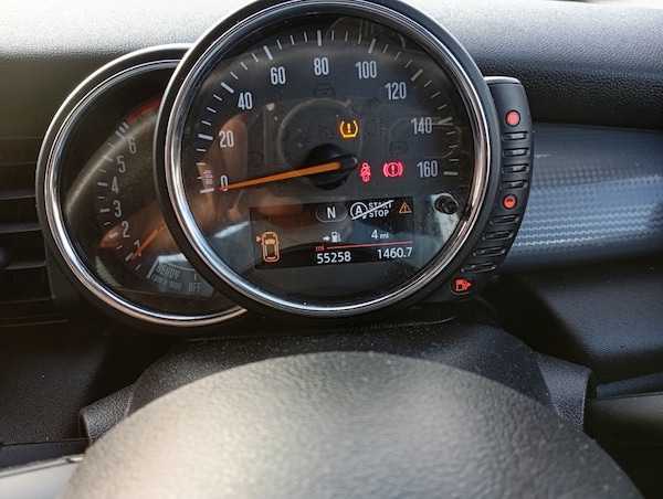 Used MINI Convertible 2017 for sale - 75718474: Photo 17
