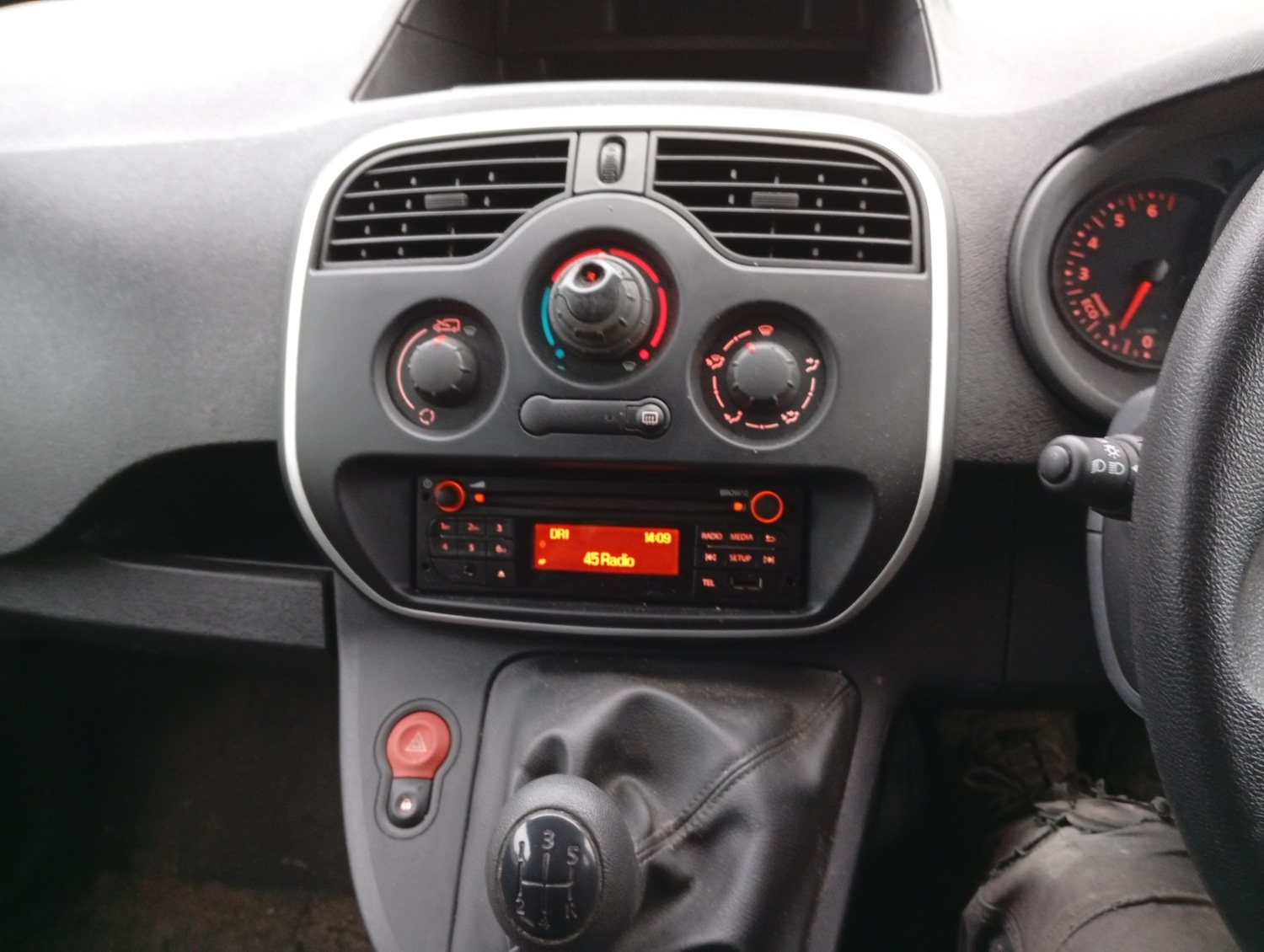 Used Renault Kangoo 2016 for sale - 77028392: Photo 15