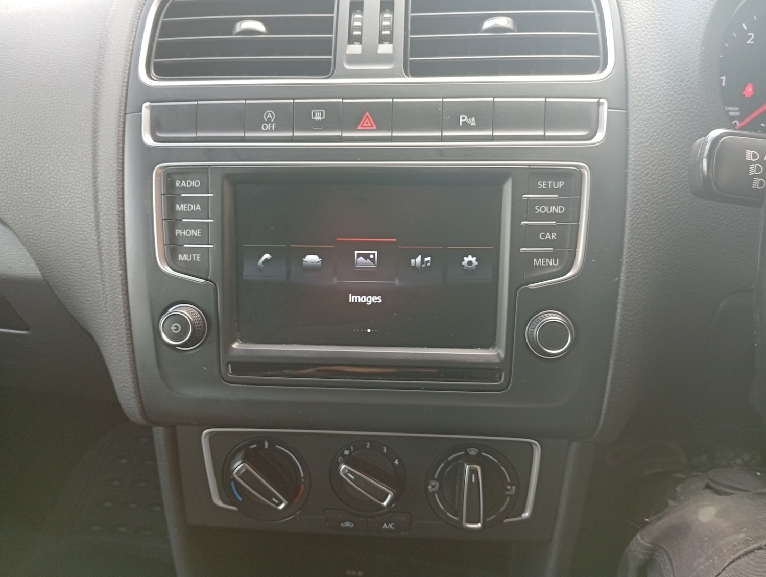 Used Volkswagen Polo 2016 for sale - 76319754: Photo 15