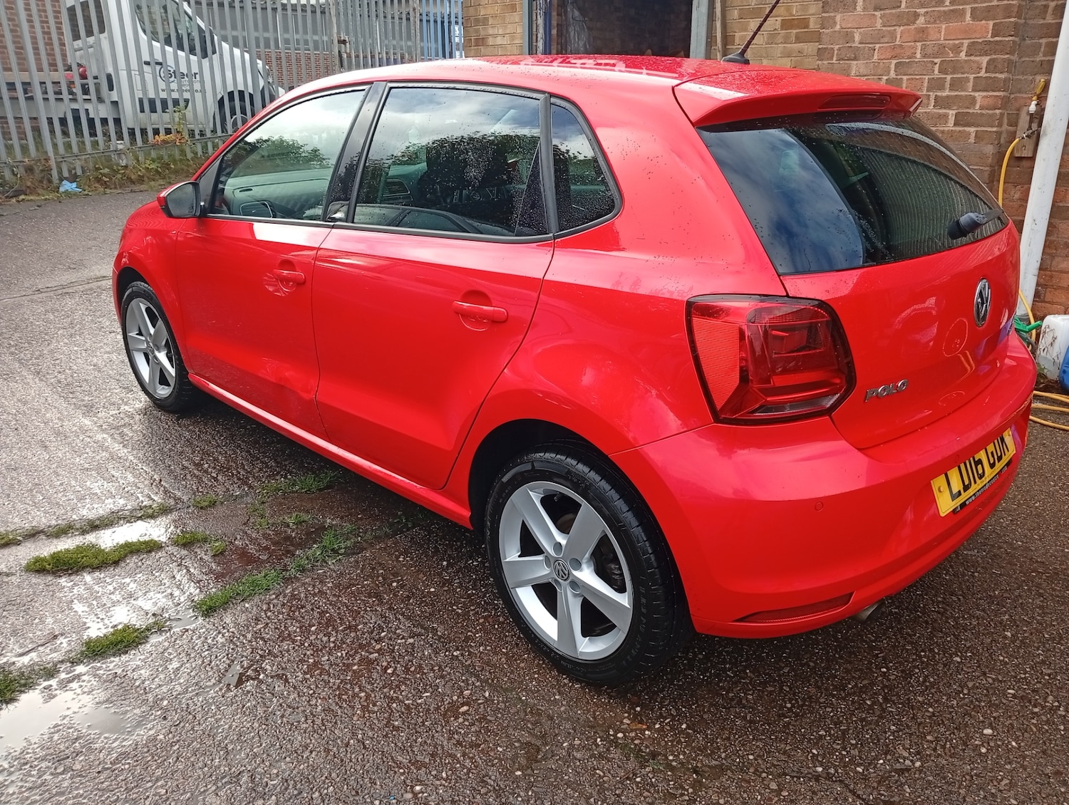 Used Volkswagen Polo 2016 for sale - 76319754: Photo 4