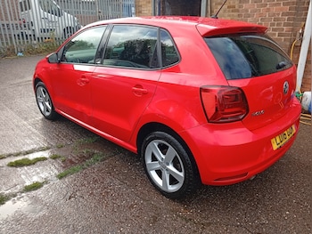 Used Volkswagen Polo 2016 for sale - 76319754: Photo