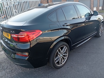 Used BMW X4 2017 for sale - 79211085: Photo