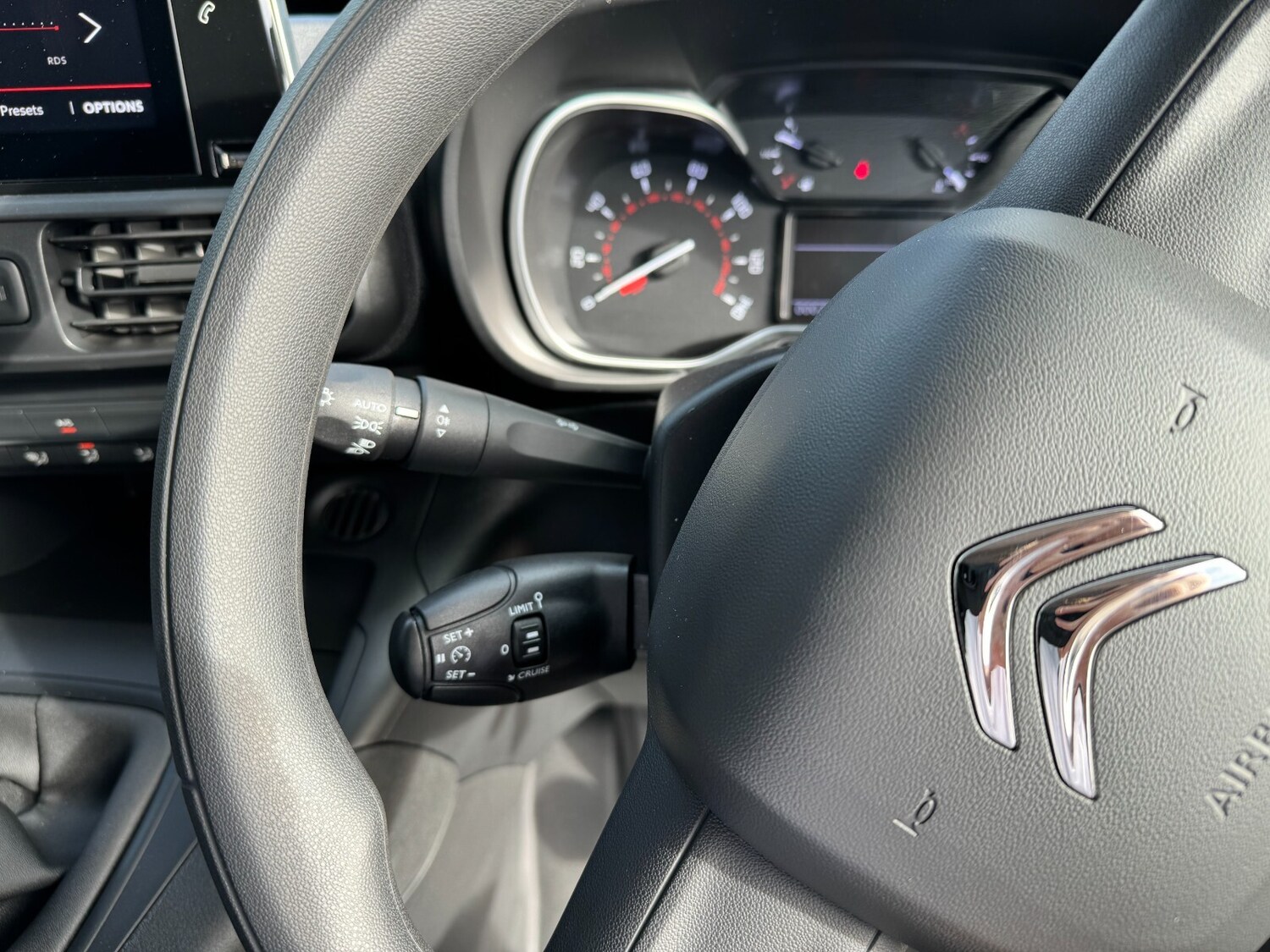 Used Citroen Berlingo 2023 for sale - 76868710: Photo 36