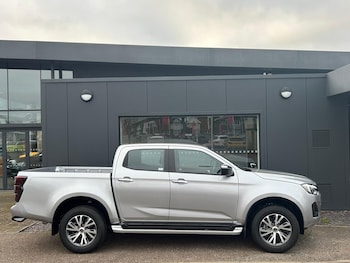 Used Isuzu D-Max 2025 for sale - 76874144: Photo