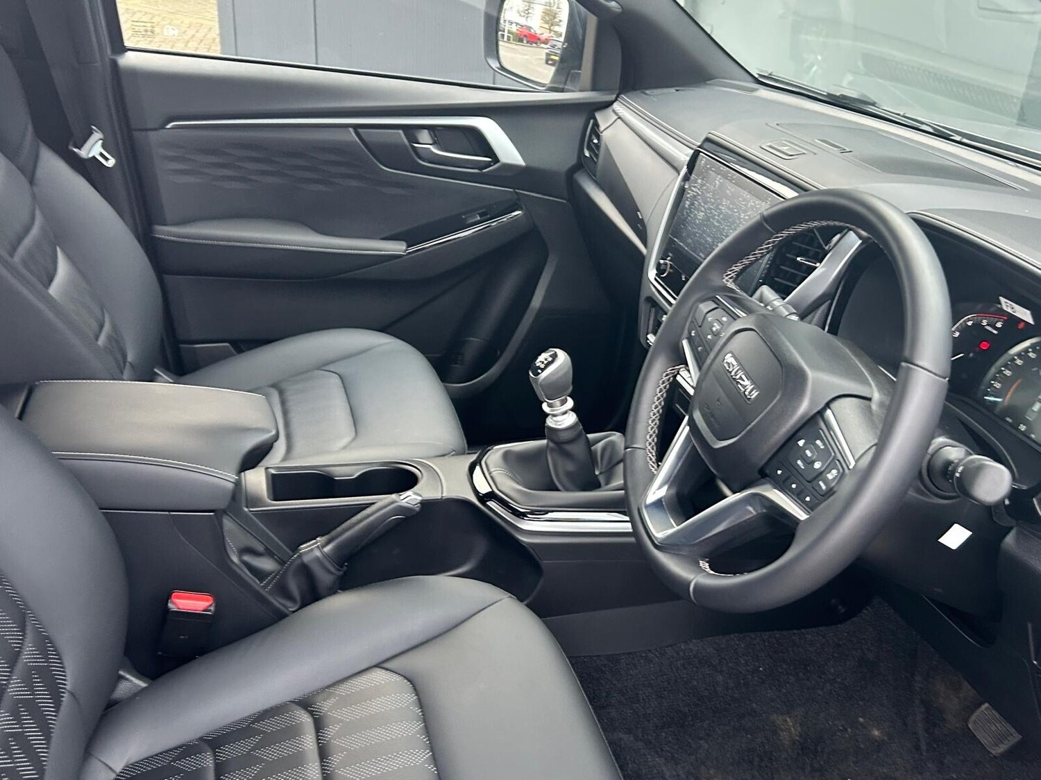 Used Isuzu D-Max 2025 for sale - 76874144: Photo 30