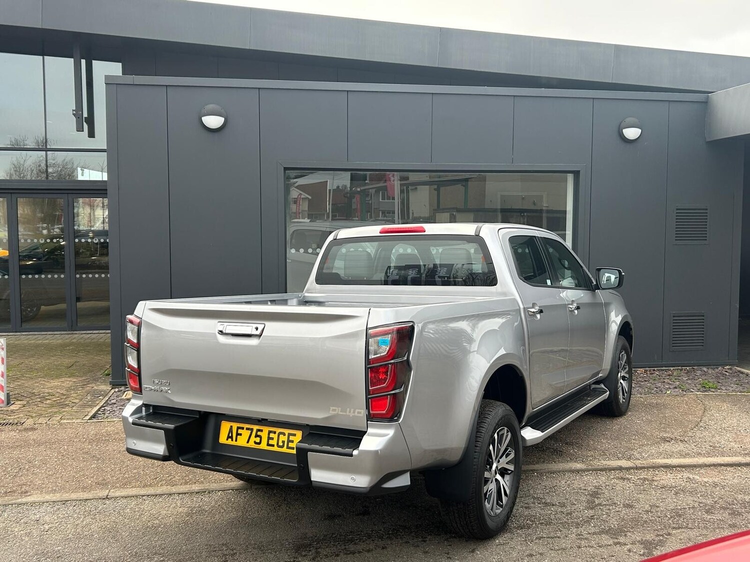 Used Isuzu D-Max 2025 for sale - 76874144: Photo 4