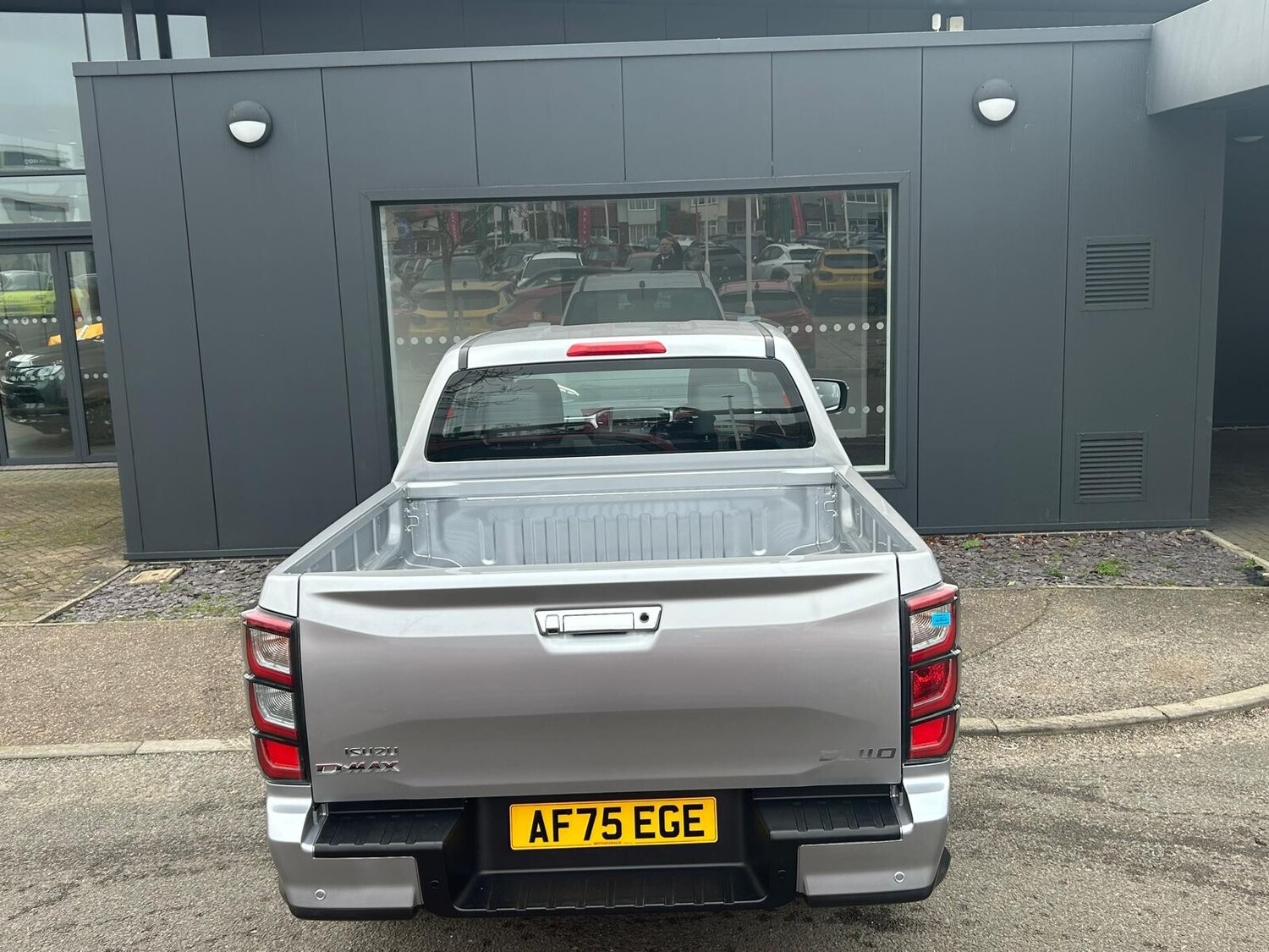 Used Isuzu D-Max 2025 for sale - 76874144: Photo 5