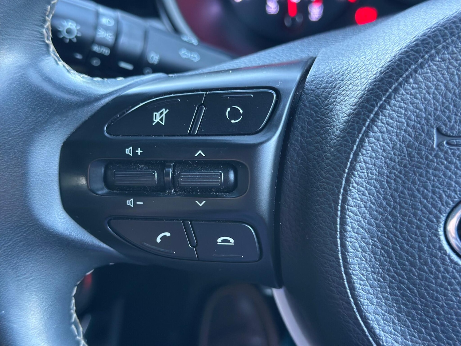 Used Kia Picanto 2017 for sale - 76151621: Photo 37