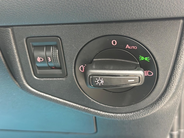 Used Volkswagen Polo 2018 for sale - 76295257: Photo 29