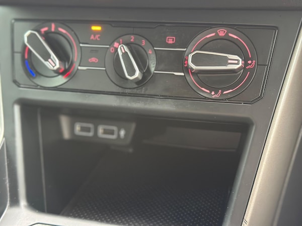 Used Volkswagen Polo 2018 for sale - 76295257: Photo 38