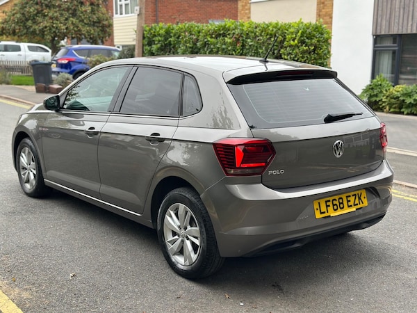 Used Volkswagen Polo 2018 for sale - 76295257: Photo 8