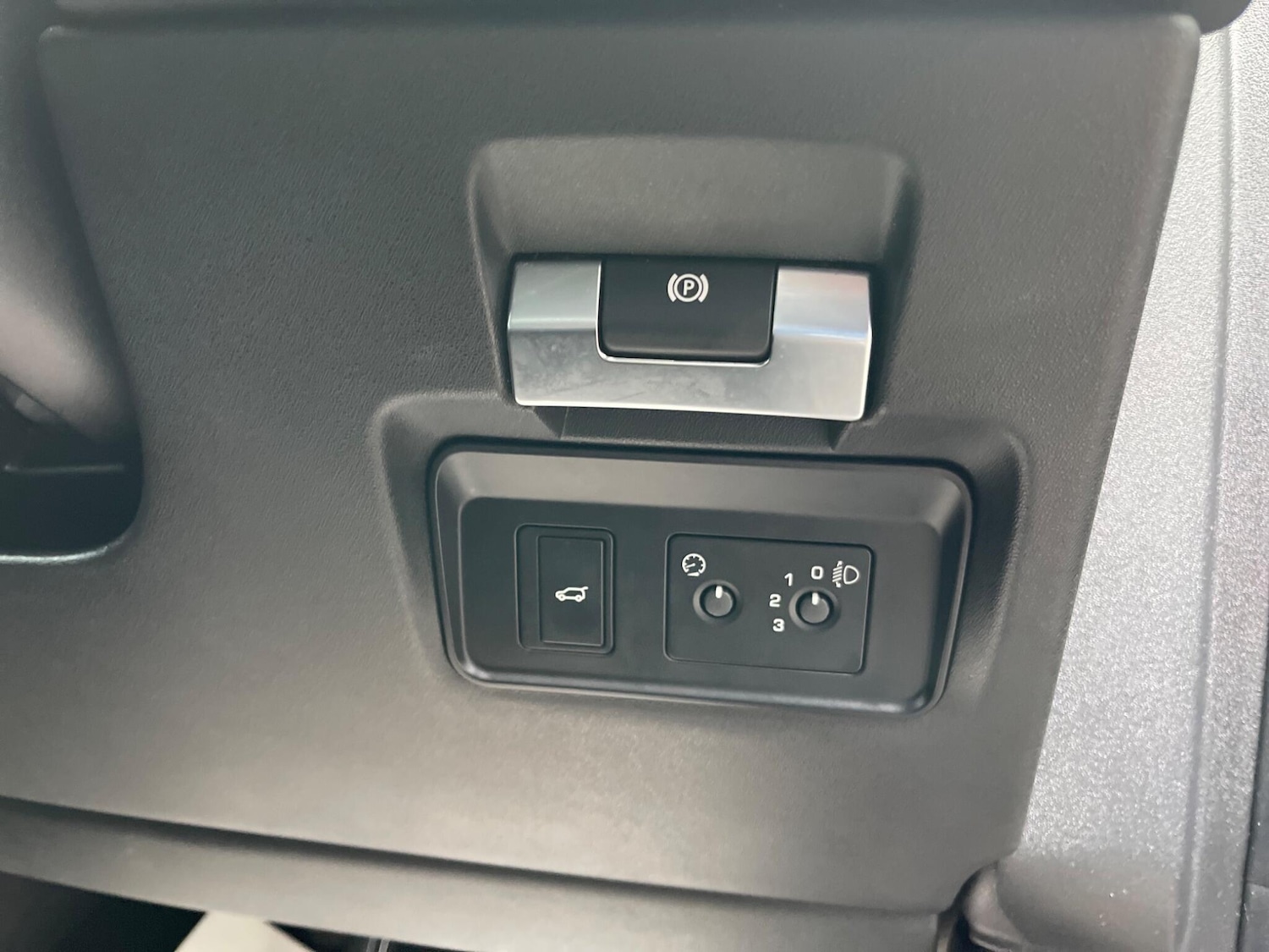 Used Land Rover Discovery Sport 2020 for sale - 76337400: Photo 34