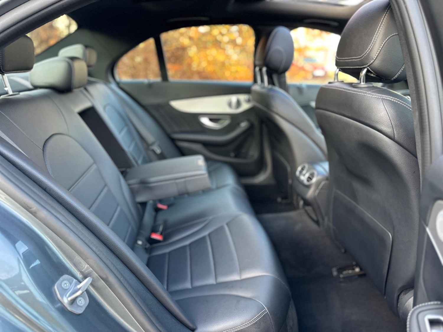 Used Mercedes-Benz C Class 2017 for sale - 77387727: Photo 12