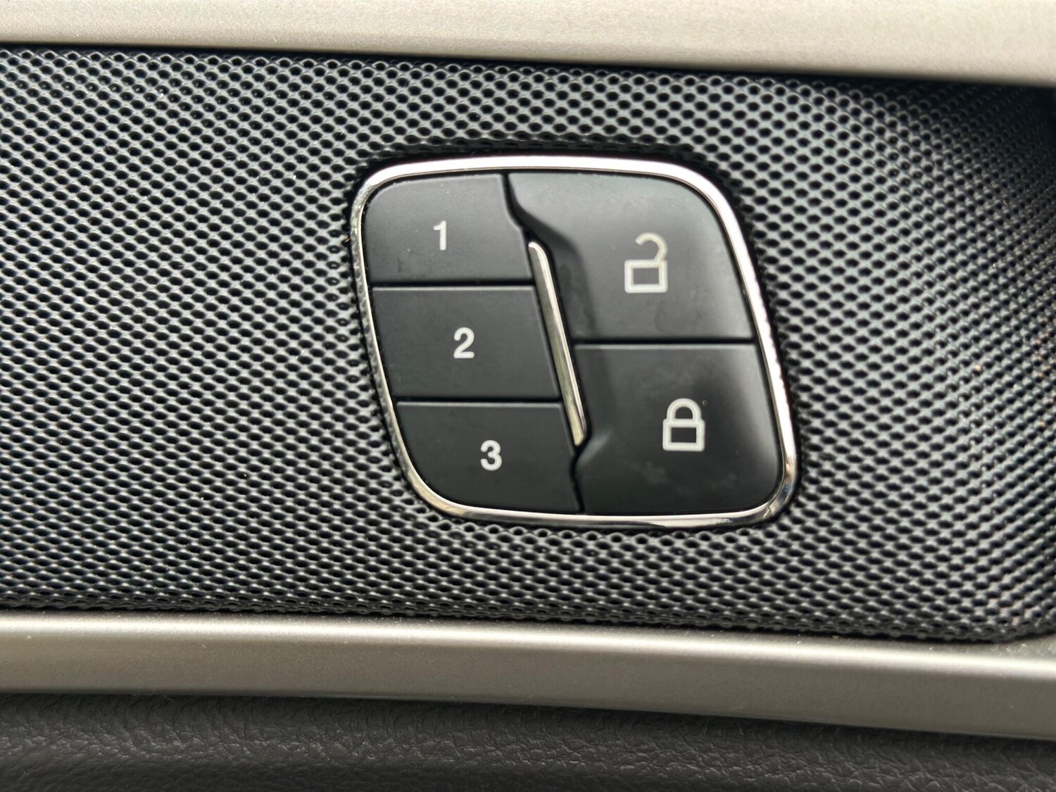 Used Ford Mondeo 2016 for sale - 77523556: Photo 16