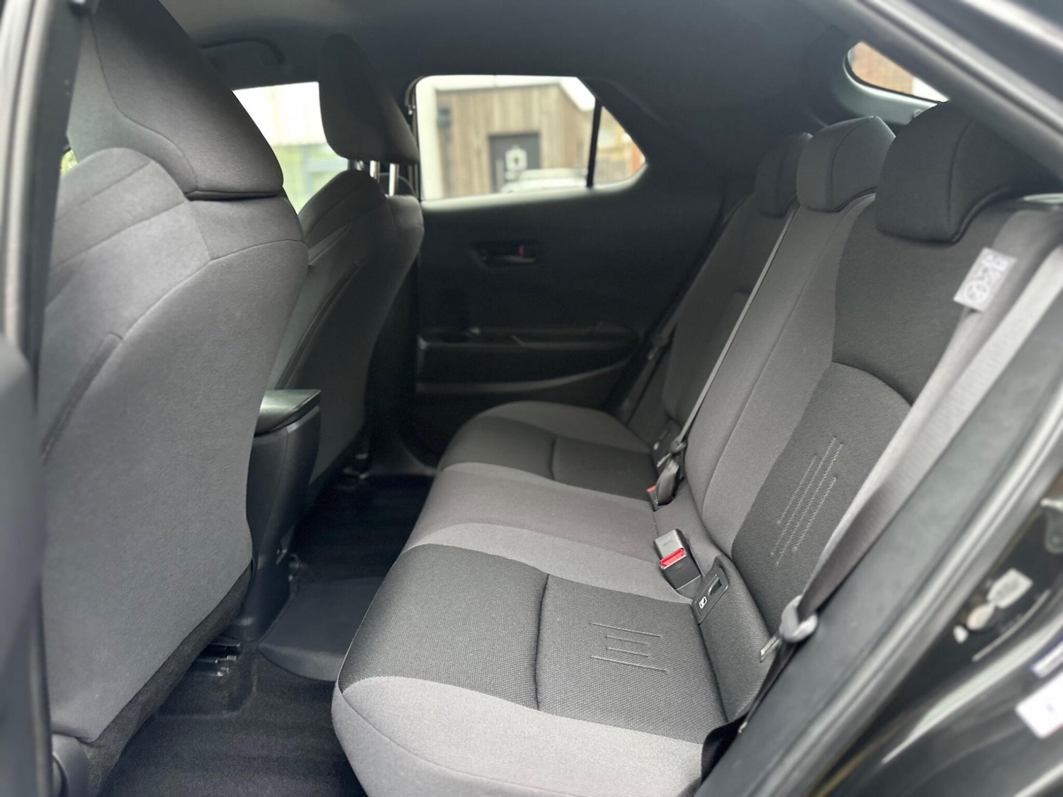 Used Toyota C-HR 2024 for sale - 77331833: Photo 30