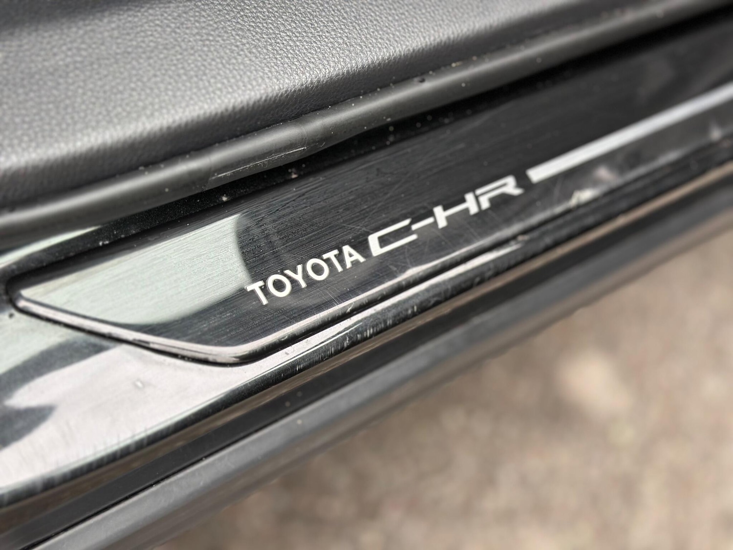 Used Toyota C-HR 2024 for sale - 77331833: Photo 34