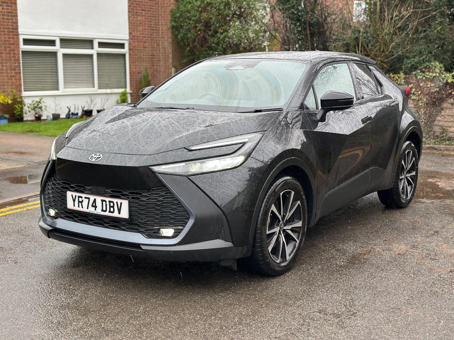 Used Toyota C-HR 2024 for sale - 77331833: Photo 8