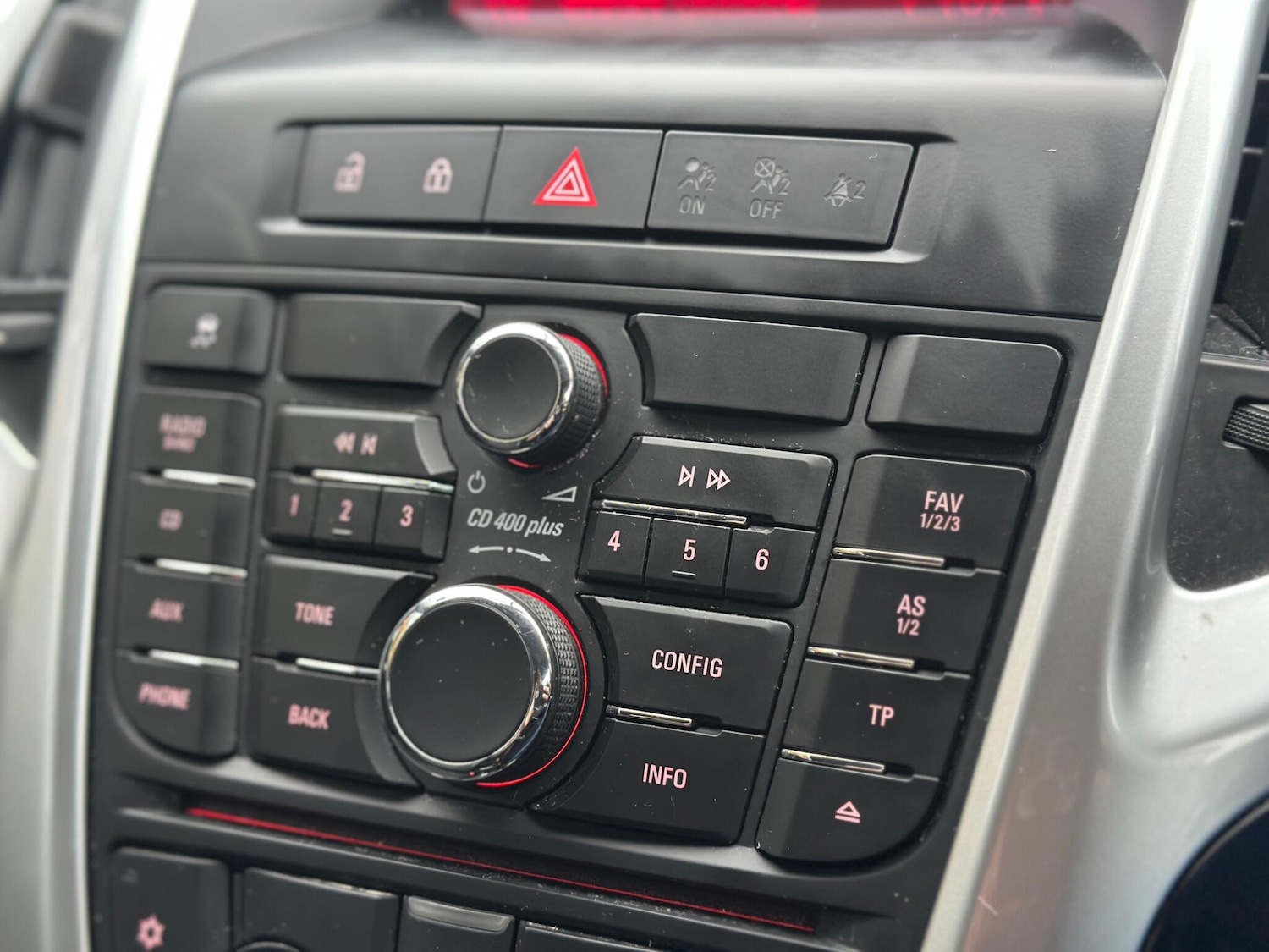 Used Vauxhall Astra 2015 for sale - 76572509: Photo 31