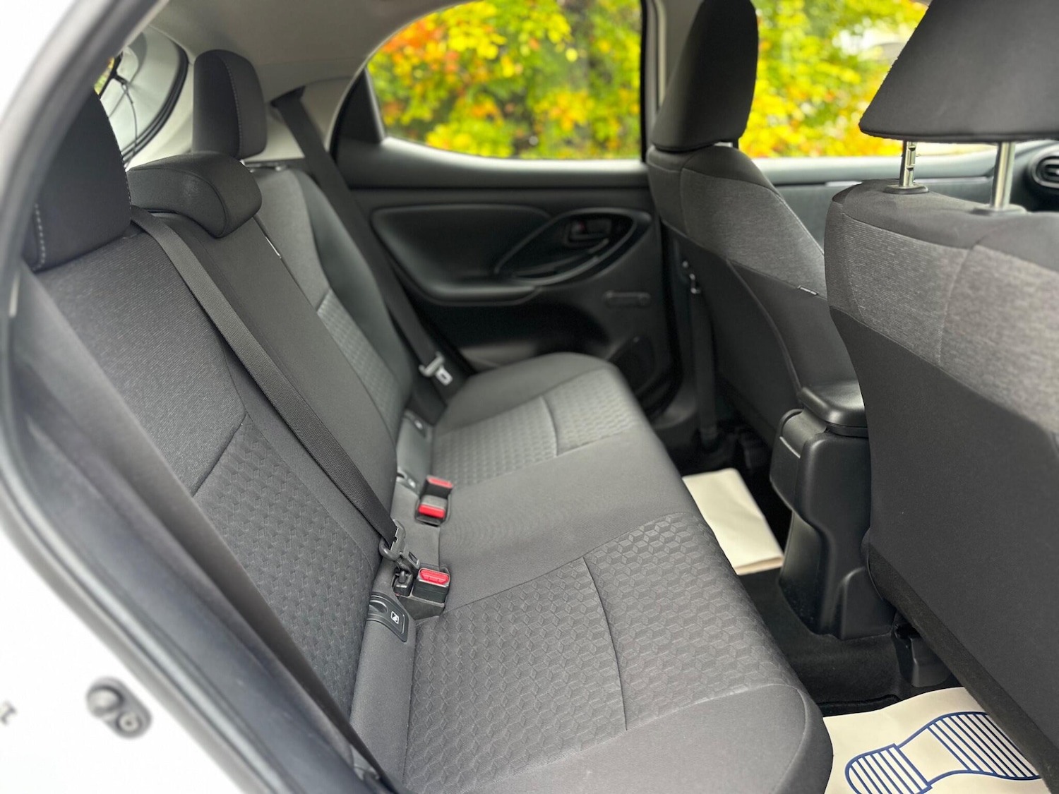 Used Toyota Yaris 2021 for sale - 76457770: Photo 22