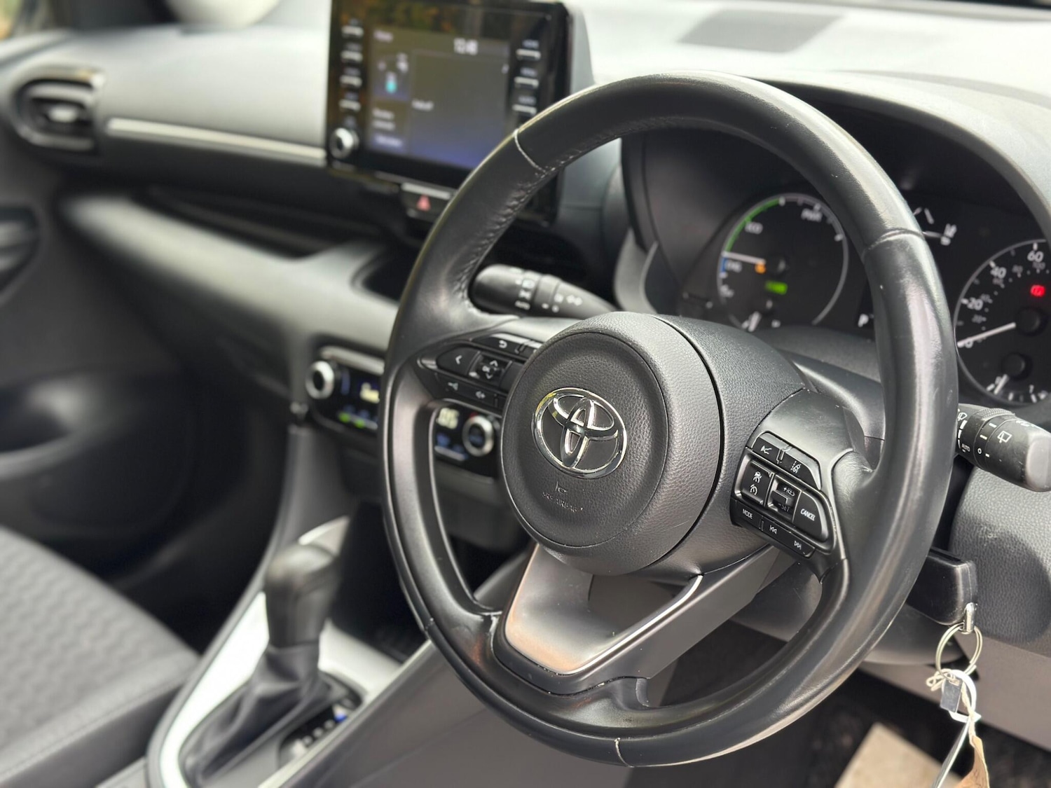 Used Toyota Yaris 2021 for sale - 76457770: Photo 28