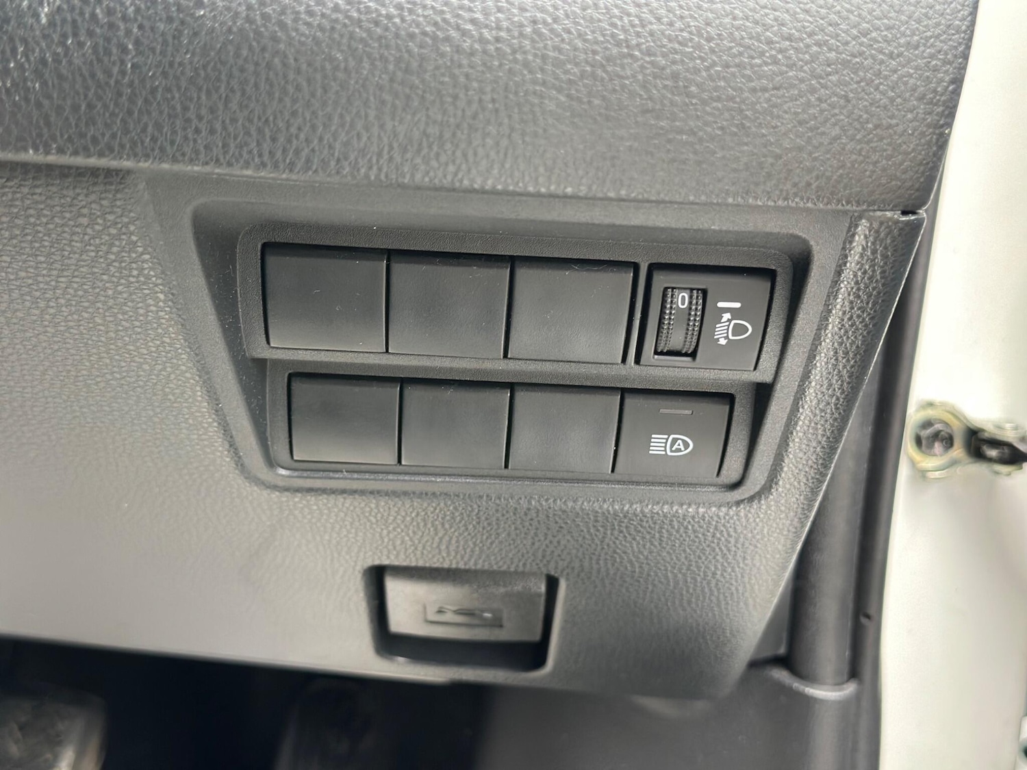 Used Toyota Yaris 2021 for sale - 76457770: Photo 31